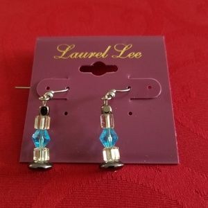 LAUREL LEE FASHION EARRINGS